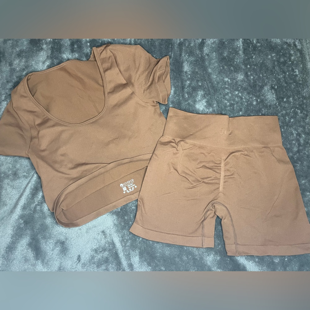 QQQ Ribbed seamless workout set - BROWN 🤎